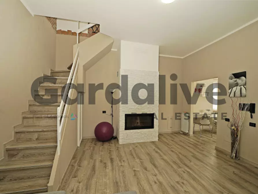 Immagine 2 di Appartamento in vendita  in via Volto a Moniga Del Garda