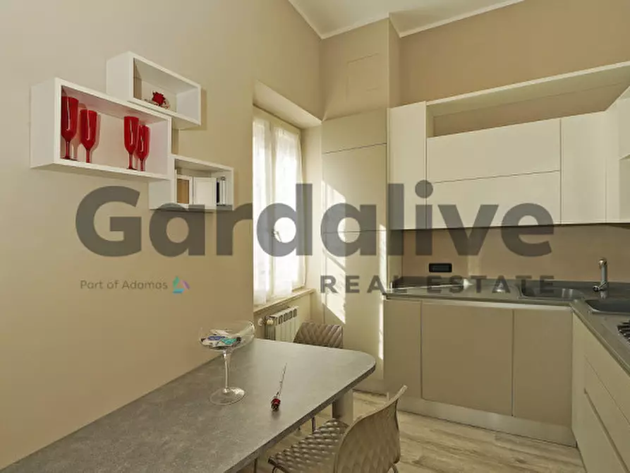 Immagine 12 di Appartamento in vendita  in via Volto a Moniga Del Garda