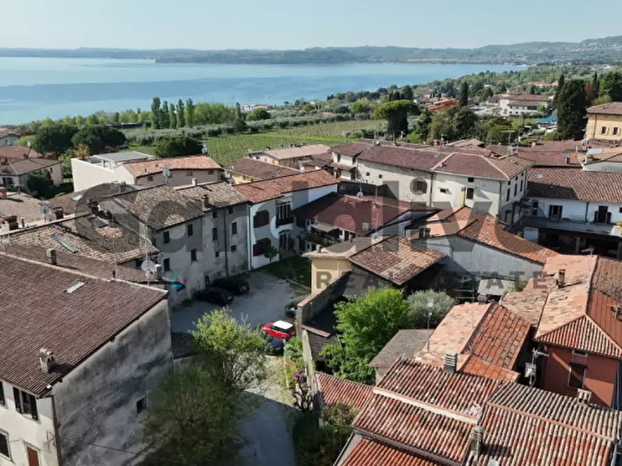 Immagine 23 di Appartamento in vendita  in via Volto a Moniga Del Garda