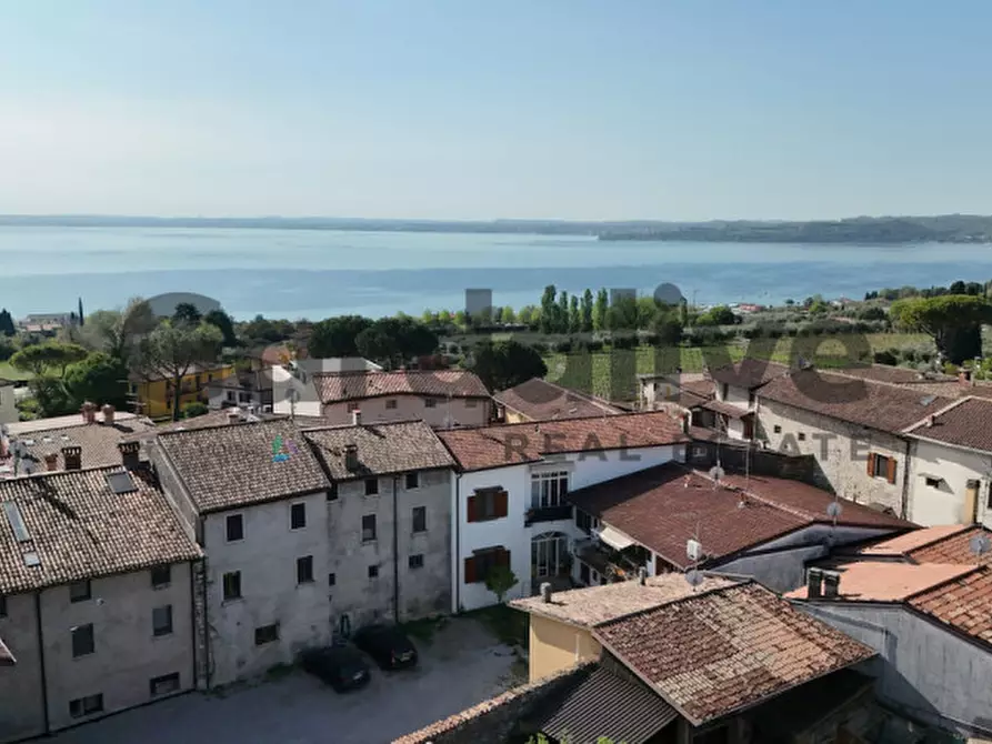 Immagine 27 di Appartamento in vendita  in via Volto a Moniga Del Garda