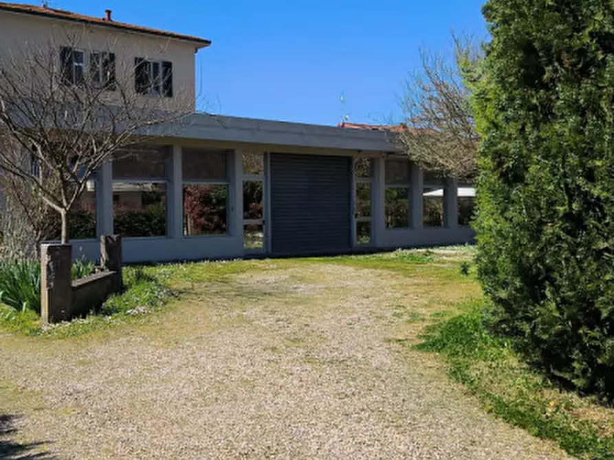 Immagine 2 di Ufficio in affitto  in Via Ammiraglio Ernesto Burzagli a Montevarchi