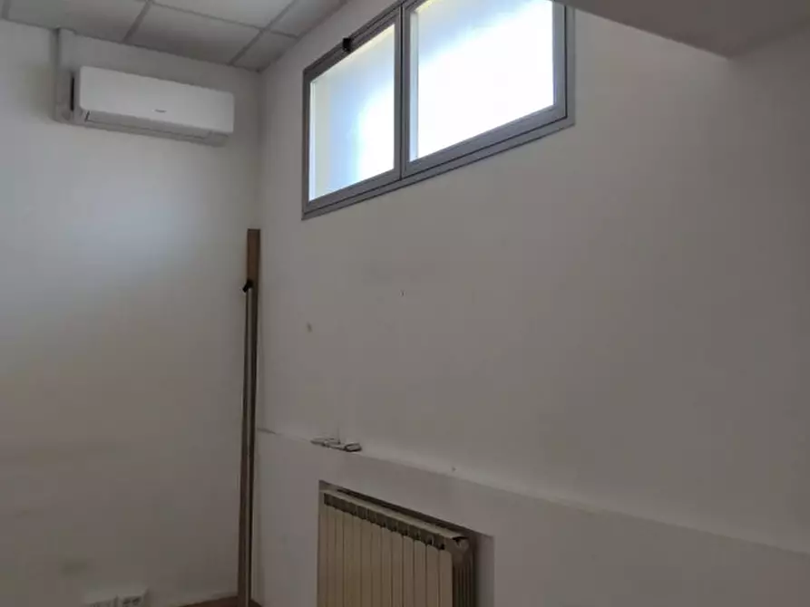 Immagine 8 di Ufficio in affitto  in Via Ammiraglio Ernesto Burzagli a Montevarchi