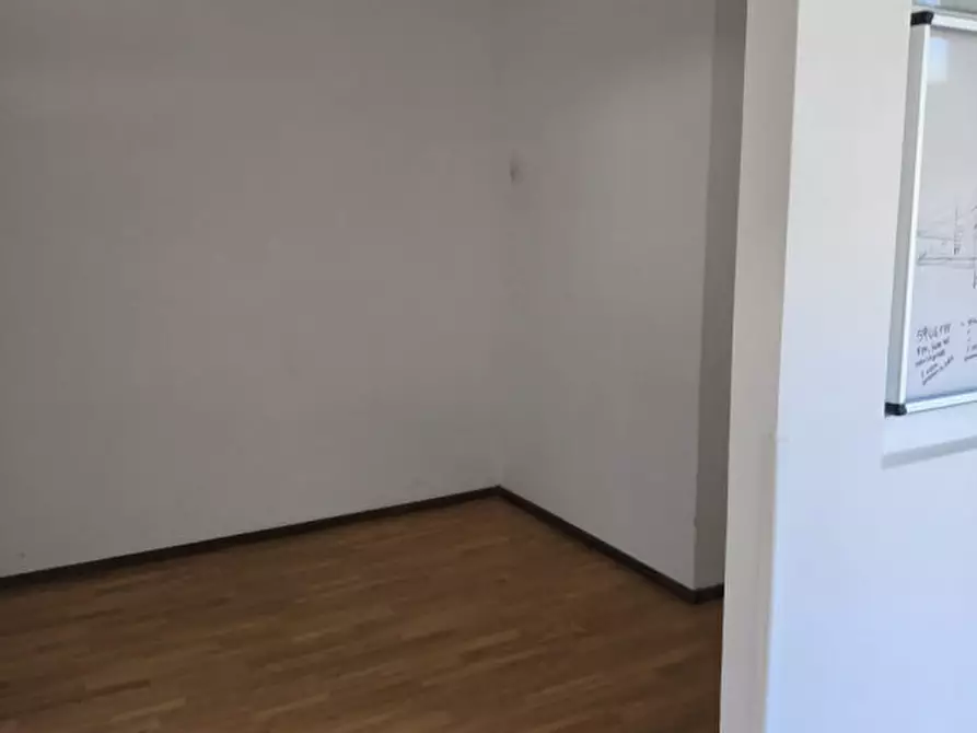 Immagine 12 di Ufficio in affitto  in Via Ammiraglio Ernesto Burzagli a Montevarchi