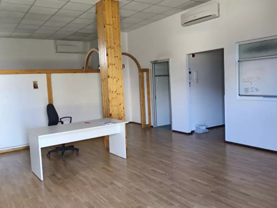 Immagine 13 di Ufficio in affitto  in Via Ammiraglio Ernesto Burzagli a Montevarchi