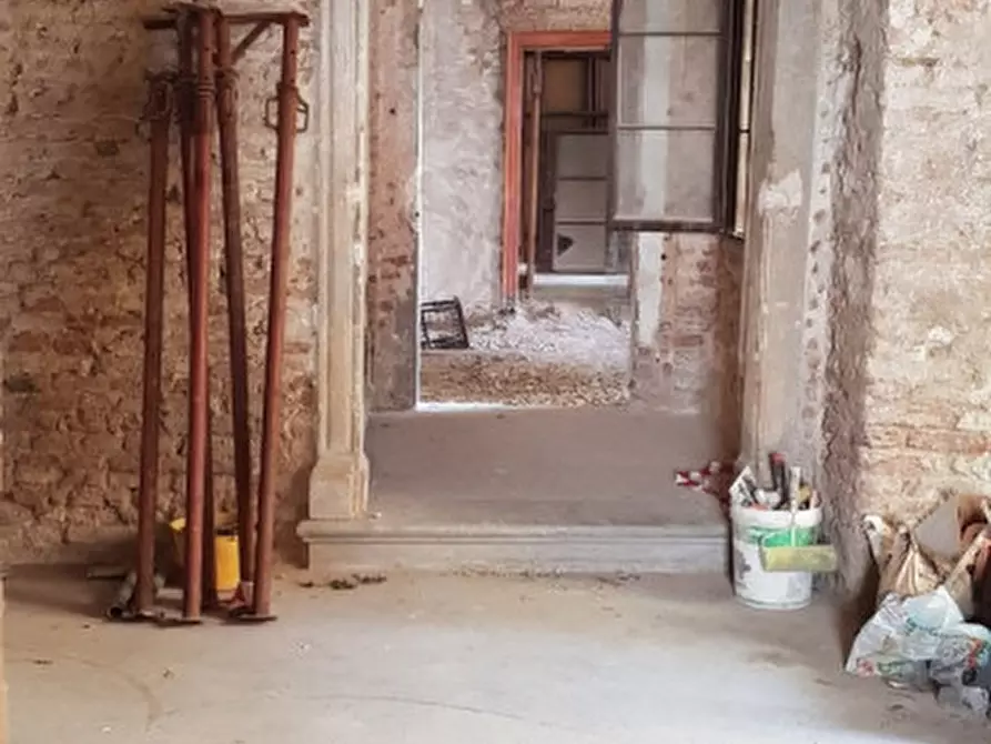 Immagine 4 di Palazzo in vendita  in via Cavour n. 79 a Este