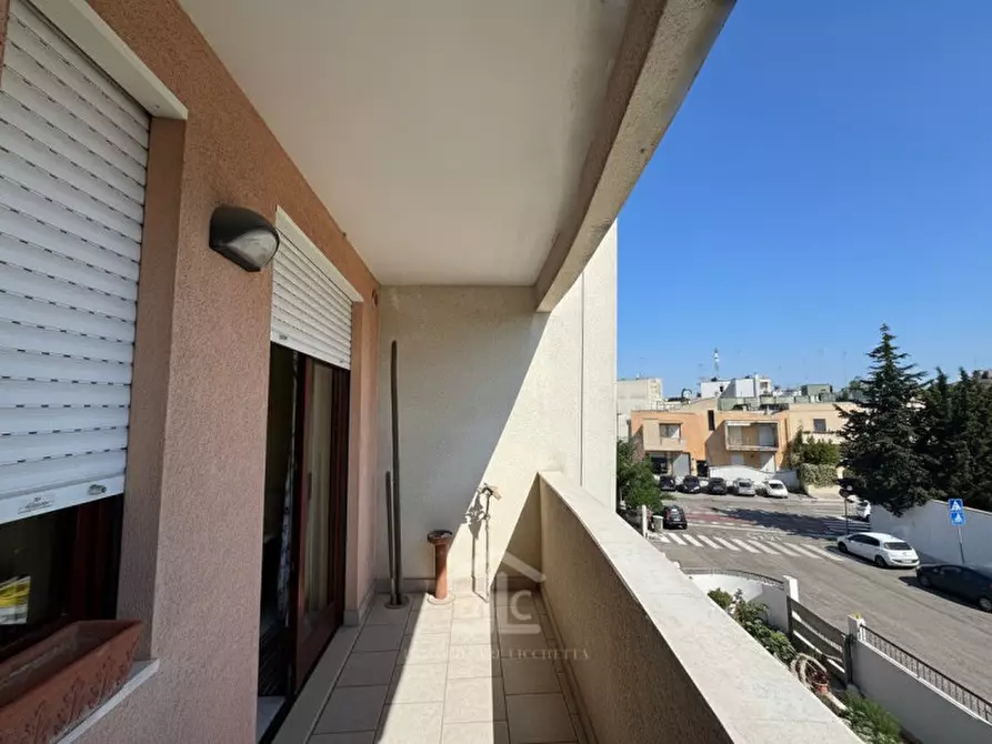 Immagine 2 di Appartamento in vendita  in via Galileo Galilei 69 a Lecce