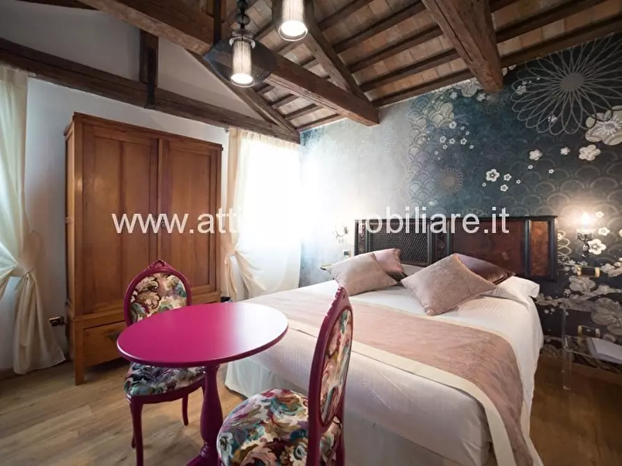 Immagine 1 di Hotel in vendita  in via Pasteur a Dolo