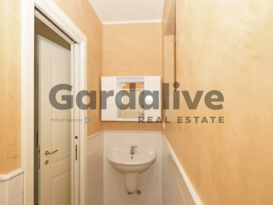 Immagine 22 di Villa in vendita  in Via Novaglio , 9 a Polpenazze Del Garda