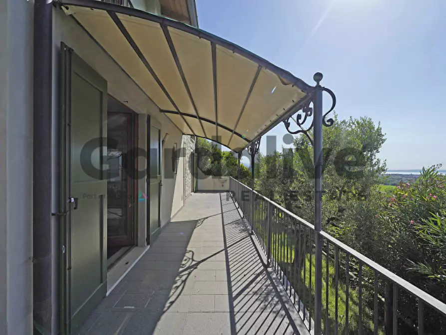 Immagine 25 di Villa in vendita  in Via Novaglio , 9 a Polpenazze Del Garda