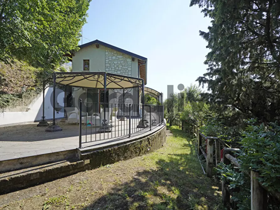Immagine 30 di Villa in vendita  in Via Novaglio , 9 a Polpenazze Del Garda