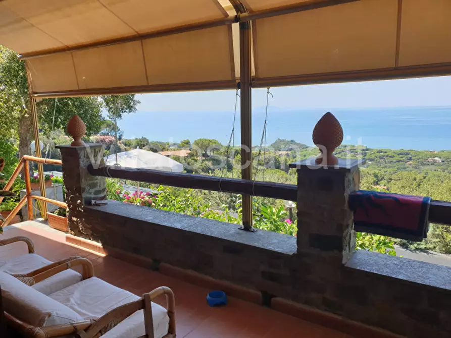 Immagine 5 di Casa trifamiliare in vendita  a Castiglione Della Pescaia