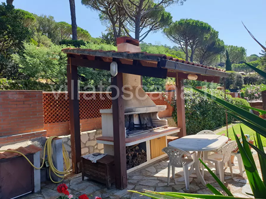 Immagine 27 di Casa trifamiliare in vendita  a Castiglione Della Pescaia