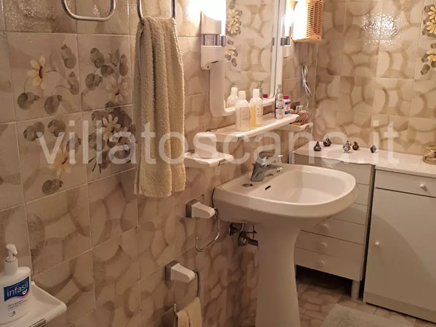 Immagine 54 di Casa trifamiliare in vendita  a Castiglione Della Pescaia