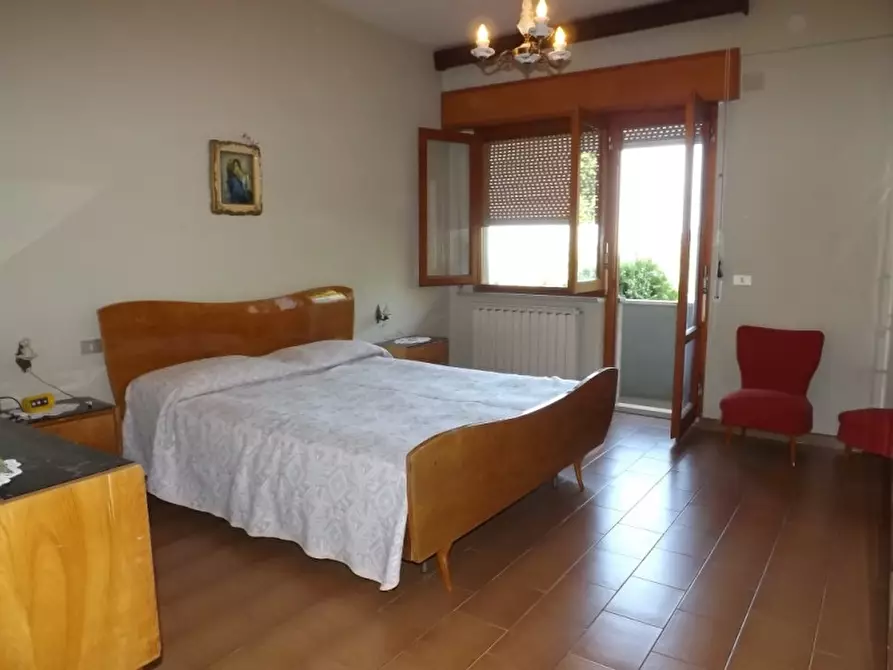 Immagine 4 di Appartamento in vendita  a Arcevia