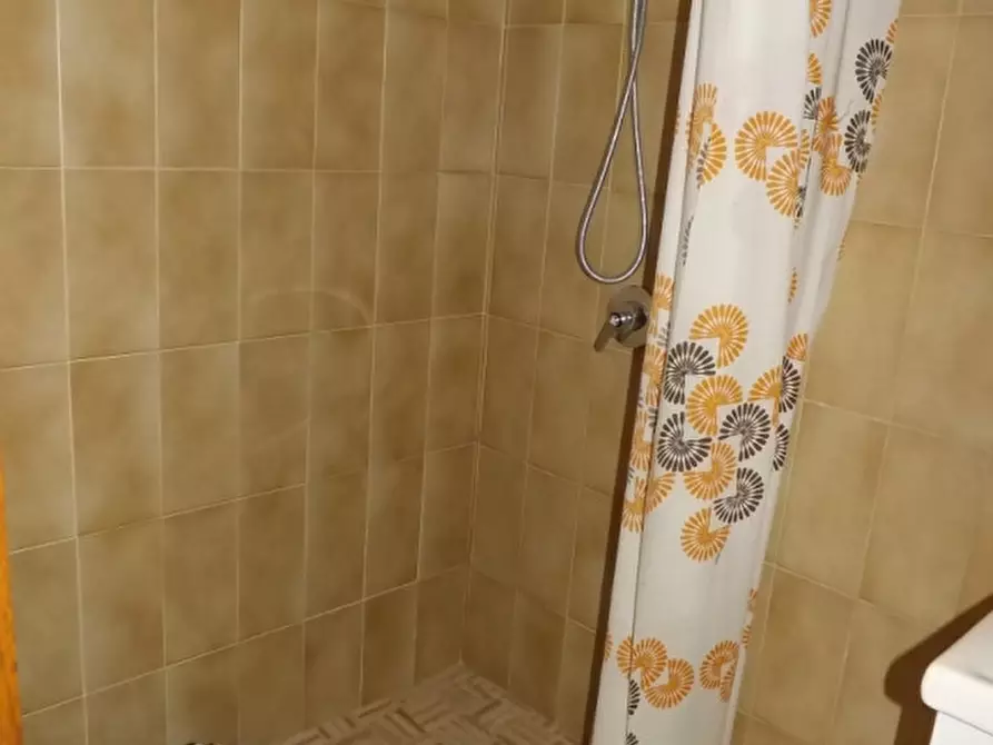 Immagine 16 di Appartamento in vendita  a Arcevia