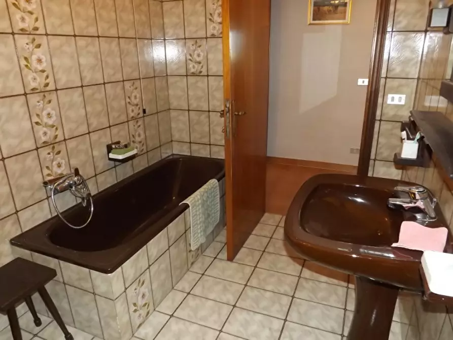 Immagine 26 di Appartamento in vendita  a Arcevia