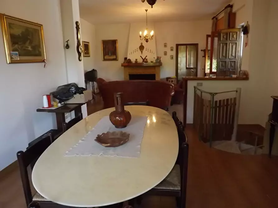 Immagine 36 di Appartamento in vendita  a Arcevia