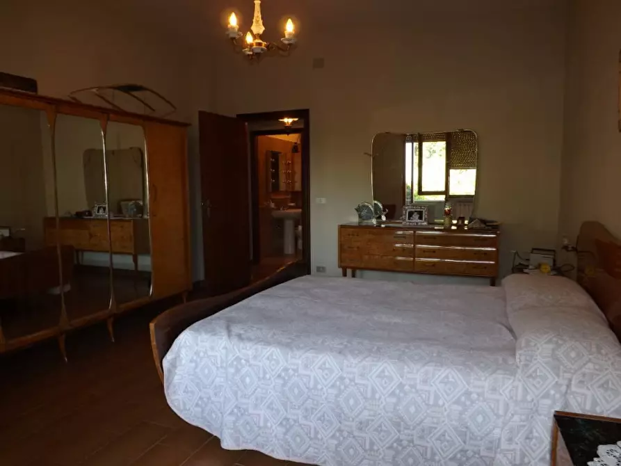 Immagine 51 di Appartamento in vendita  a Arcevia