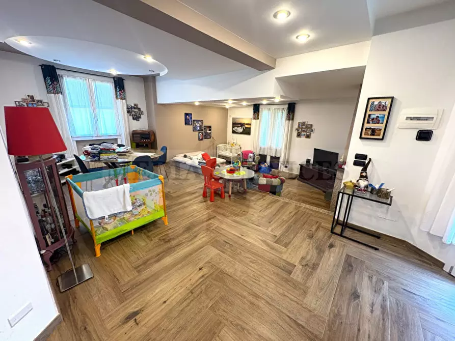 Immagine 9 di Villa in vendita  in via Primo Maggion° 12 a Sannazzaro De' Burgondi