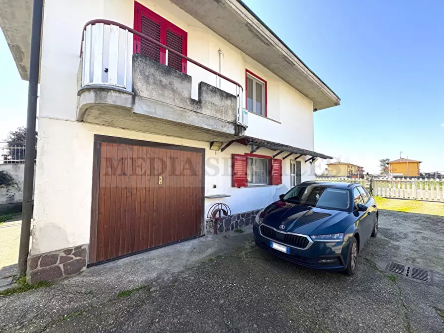 Immagine 20 di Villa in vendita  in via Primo Maggion° 12 a Sannazzaro De' Burgondi