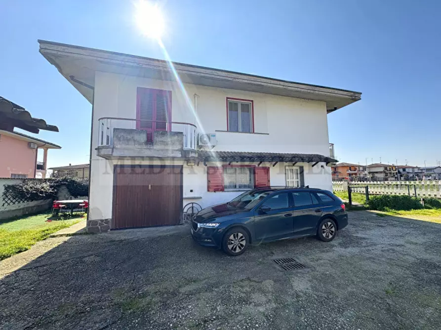 Immagine 21 di Villa in vendita  in via Primo Maggion° 12 a Sannazzaro De' Burgondi