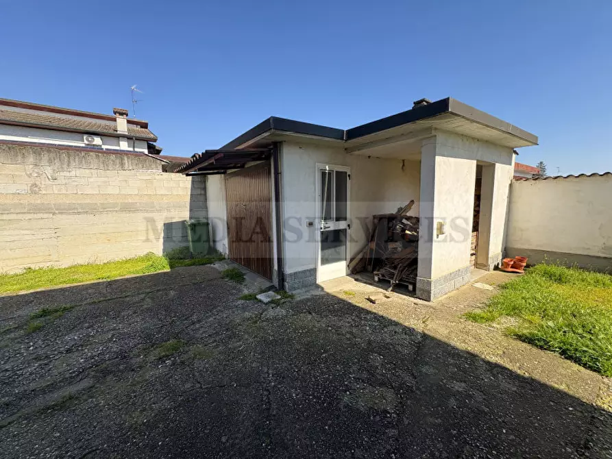 Immagine 22 di Villa in vendita  in via Primo Maggion° 12 a Sannazzaro De' Burgondi