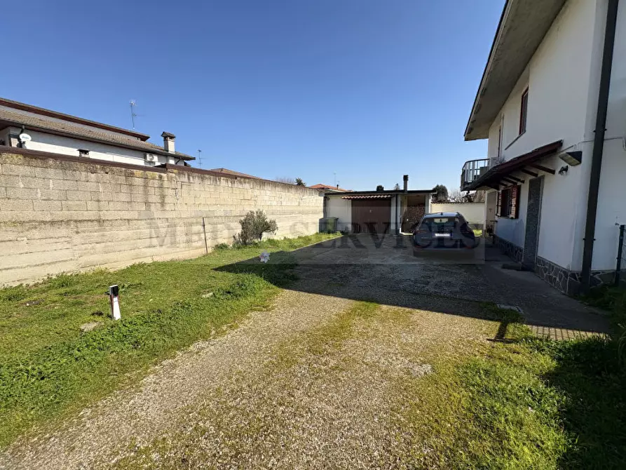 Immagine 23 di Villa in vendita  in via Primo Maggion° 12 a Sannazzaro De' Burgondi