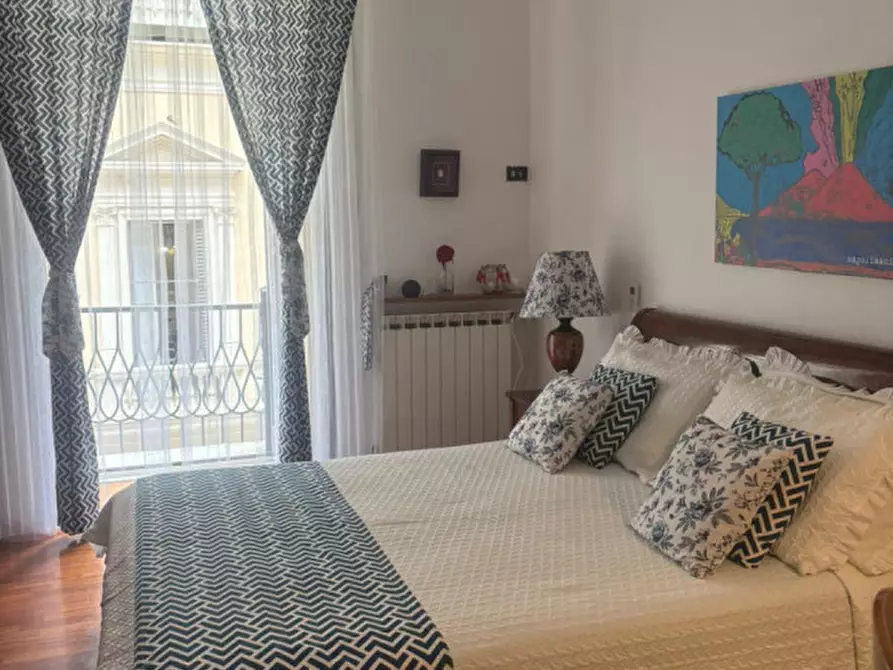 Immagine 5 di Appartamento in affitto  in via toledo 257 a Napoli