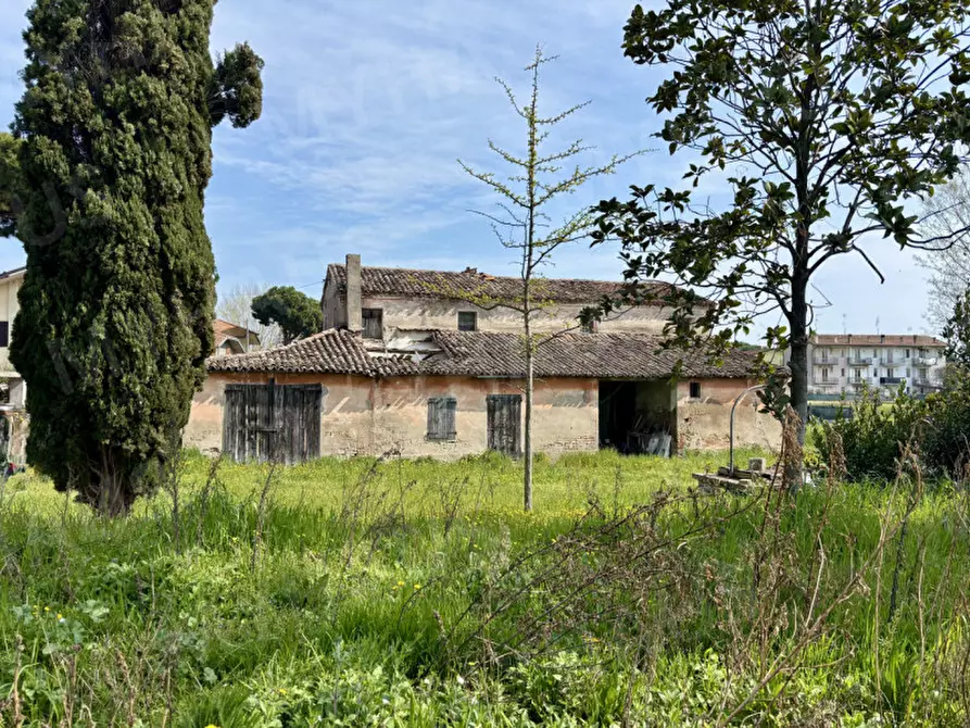 Immagine 1 di Rustico / casale in vendita  in Via Orsa Maggiore a Cesenatico