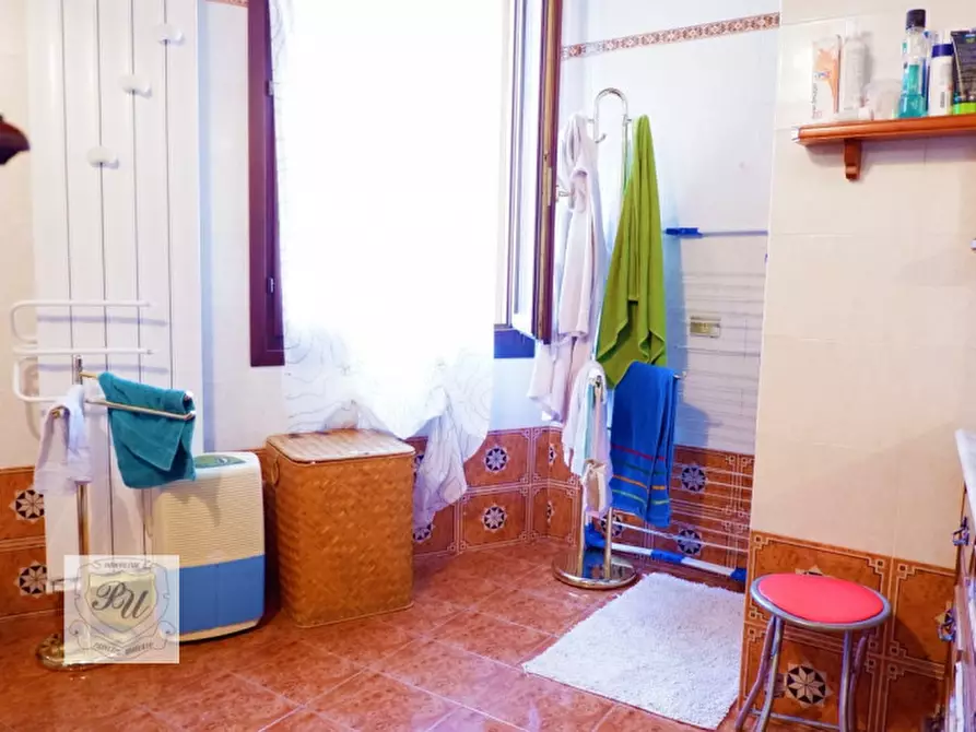 Immagine 23 di Palazzo in vendita  in Via Principe Umberto 54/b a Este