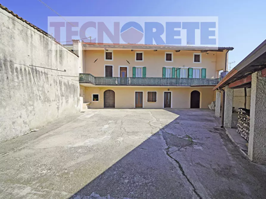 Immagine 1 di Appartamento in vendita  a Puegnago Sul Garda