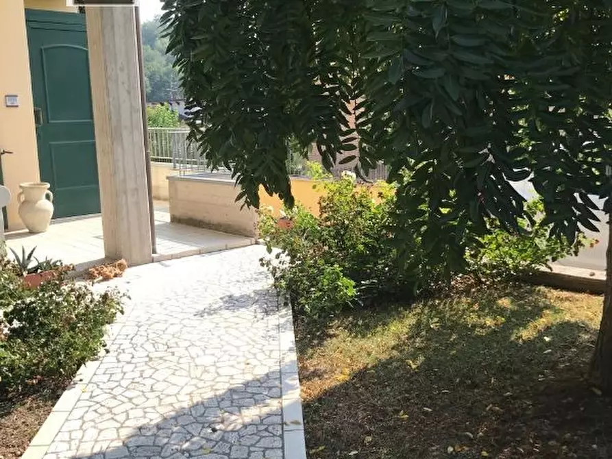 Immagine 6 di Casa bifamiliare in vendita  in Via Filippo Terzi a Fossombrone