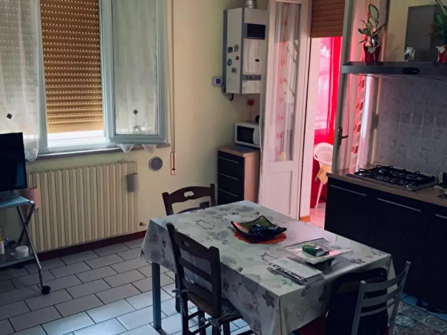 Immagine 1 di Casa bifamiliare in vendita  a Suzzara