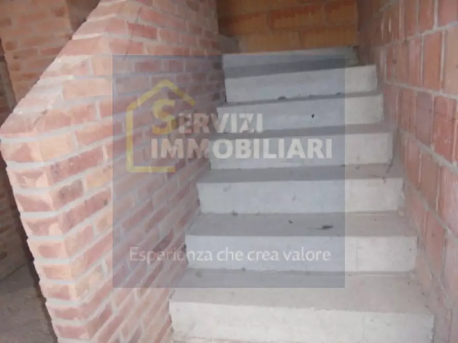 Immagine 12 di Casa indipendente in vendita  a Pincara