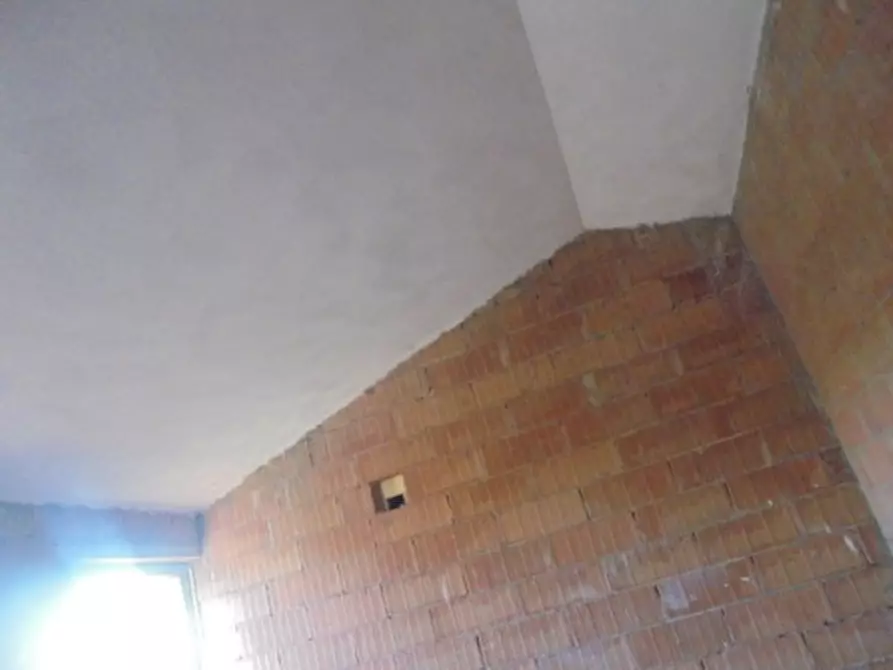 Immagine 24 di Casa indipendente in vendita  a Pincara