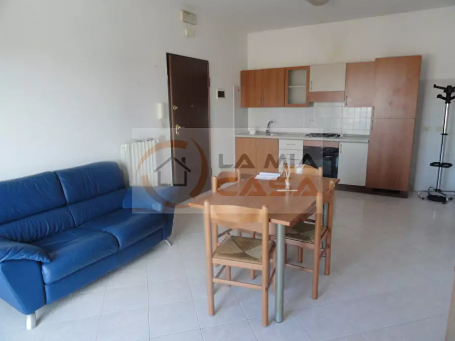 Immagine 1 di Camera in affitto  in Via Verdi 8 a Legnaro