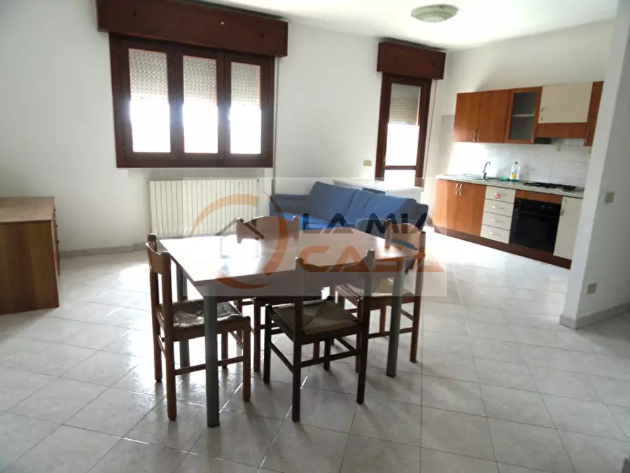 Immagine 1 di Camera in affitto  in Via Verdi 8 a Legnaro