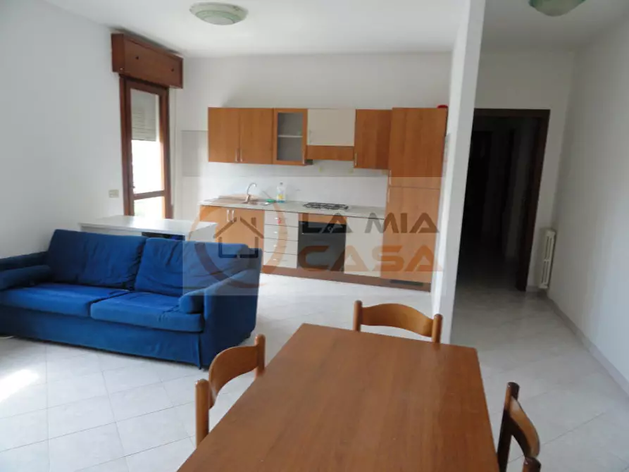 Immagine 3 di Camera in affitto  in Via Verdi 8 a Legnaro