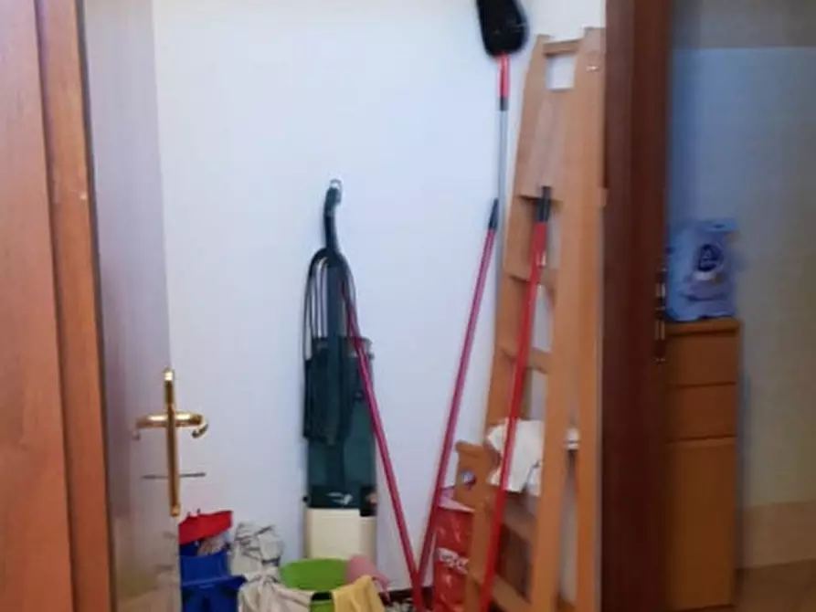 Immagine 5 di Ufficio in vendita  a Colognola Ai Colli