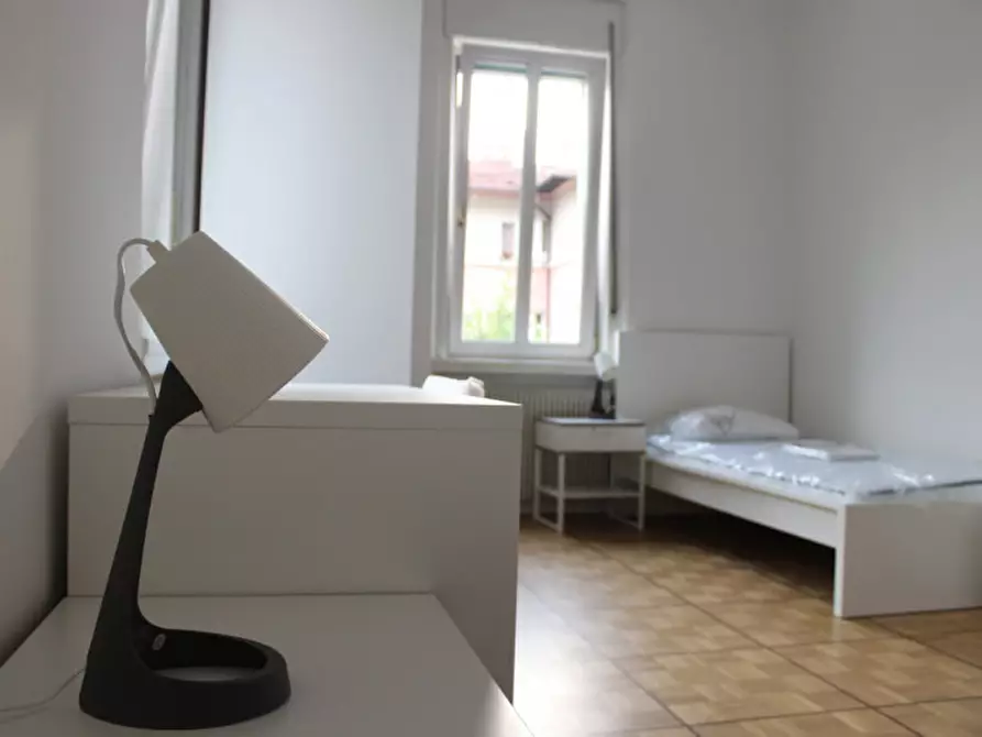 Immagine 3 di Camera in affitto  in Via Damiano Chiesa 1 a Trento