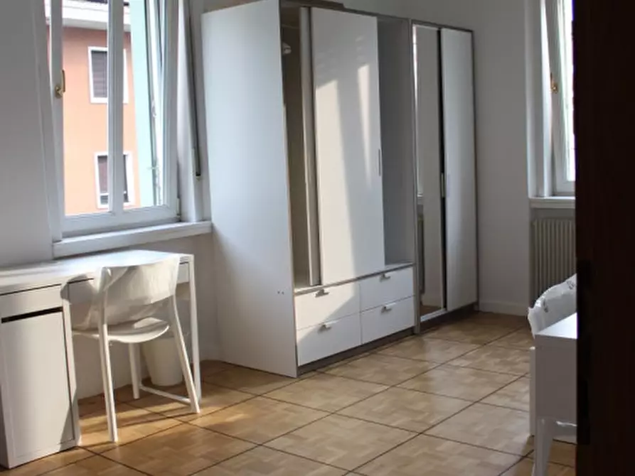 Immagine 18 di Camera in affitto  in Via Damiano Chiesa 1 a Trento