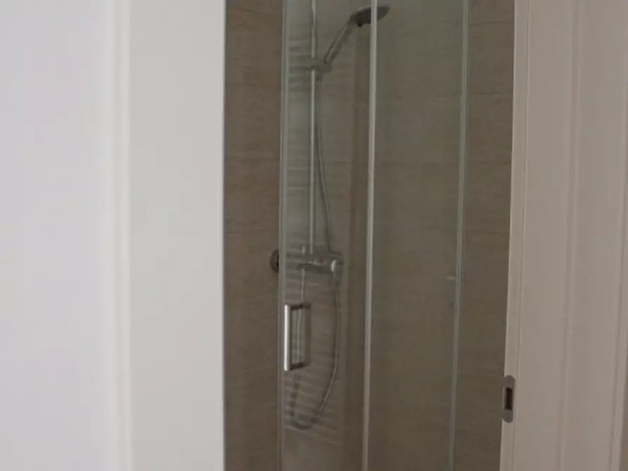 Immagine 22 di Camera in affitto  in Via Damiano Chiesa 1 a Trento