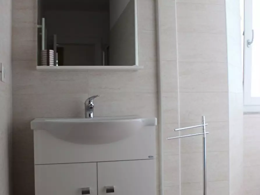 Immagine 25 di Camera in affitto  in Via Damiano Chiesa 1 a Trento