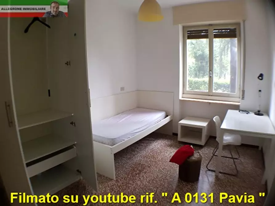 Immagine 4 di Camera in affitto  in via folperti a Pavia