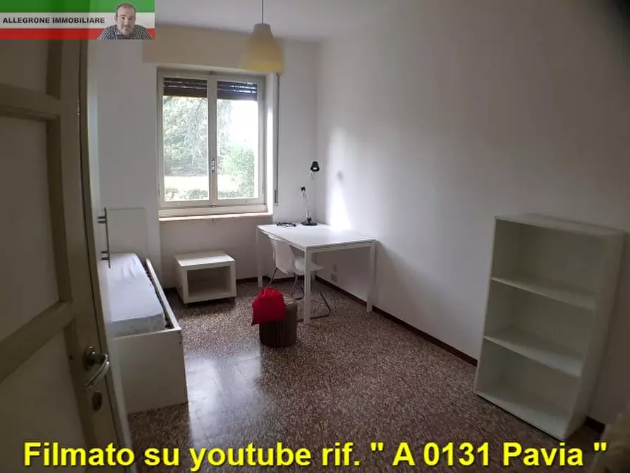 Immagine 8 di Camera in affitto  in via folperti a Pavia