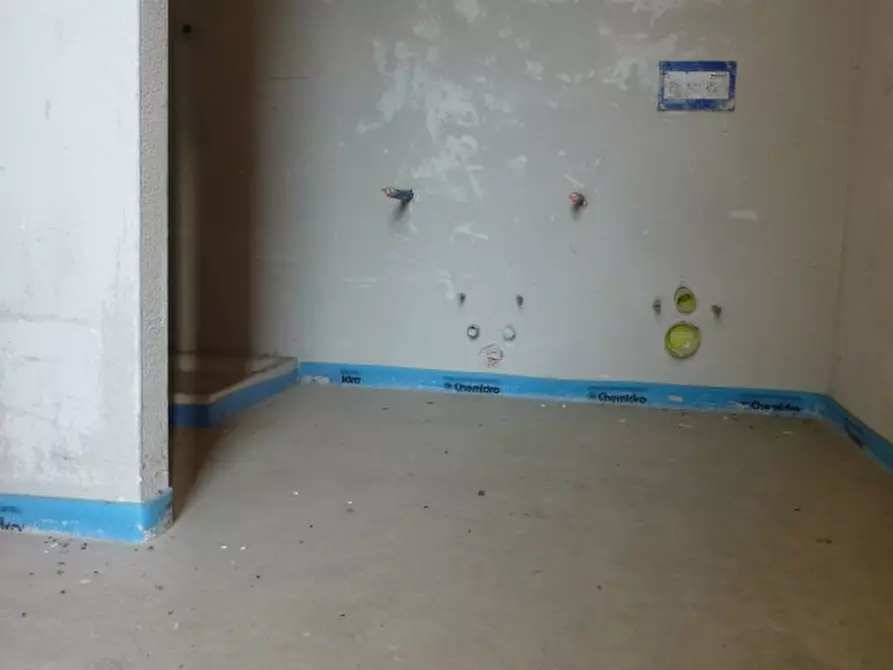 Immagine 7 di Casa trifamiliare in vendita  in via schiavonesca nuova a Volpago Del Montello