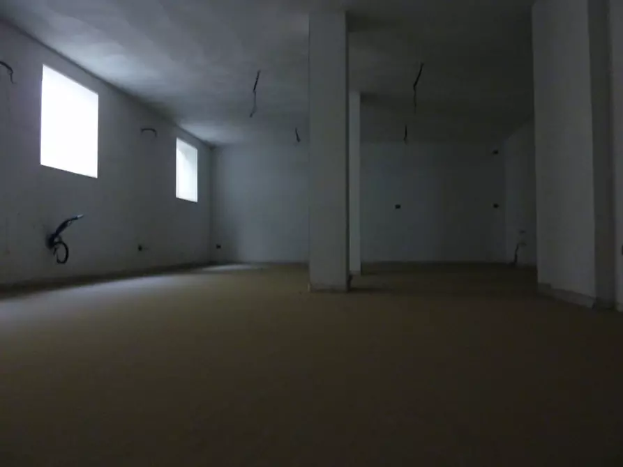 Immagine 17 di Casa trifamiliare in vendita  in via schiavonesca nuova a Volpago Del Montello