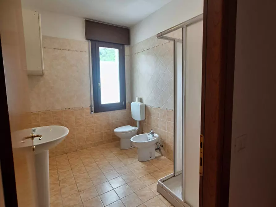 Immagine 5 di Appartamento in affitto  in via torri a Arcugnano