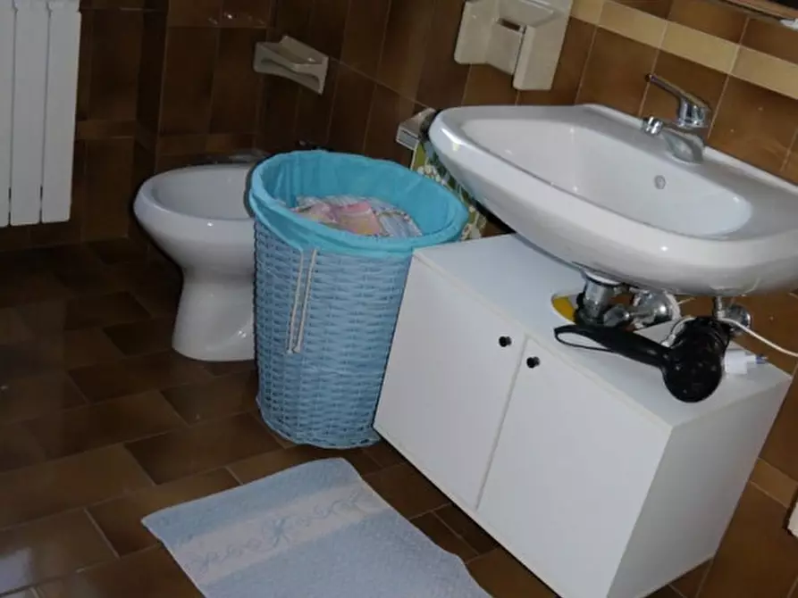 Immagine 16 di Appartamento in vendita  a Senigallia