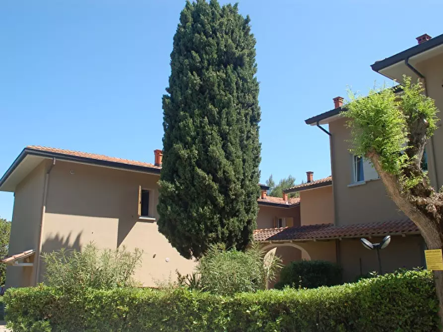 Immagine 2 di Villetta a schiera in vendita  in viale Trebaci a Riccione